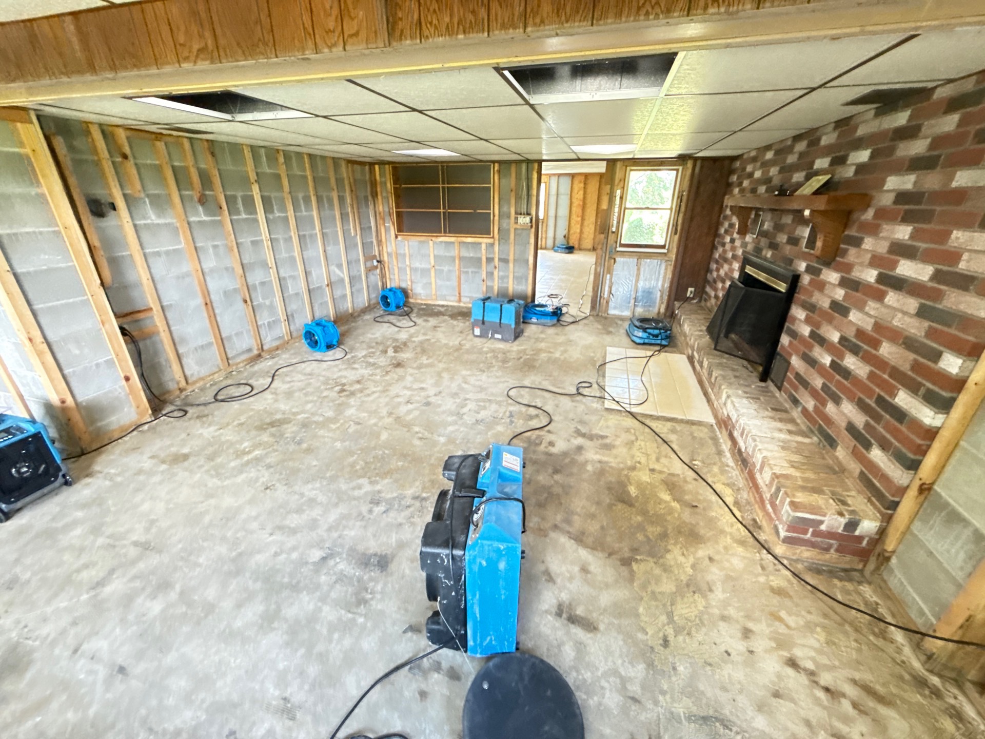Drying equipment staged in a commercial lower level in Knoxville